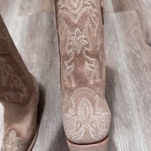 Corral Women Cowboy Leather Boots Sand w/ Embroidery size 6.5. NEW w/ Minor Flaw - Picture 12 of 13